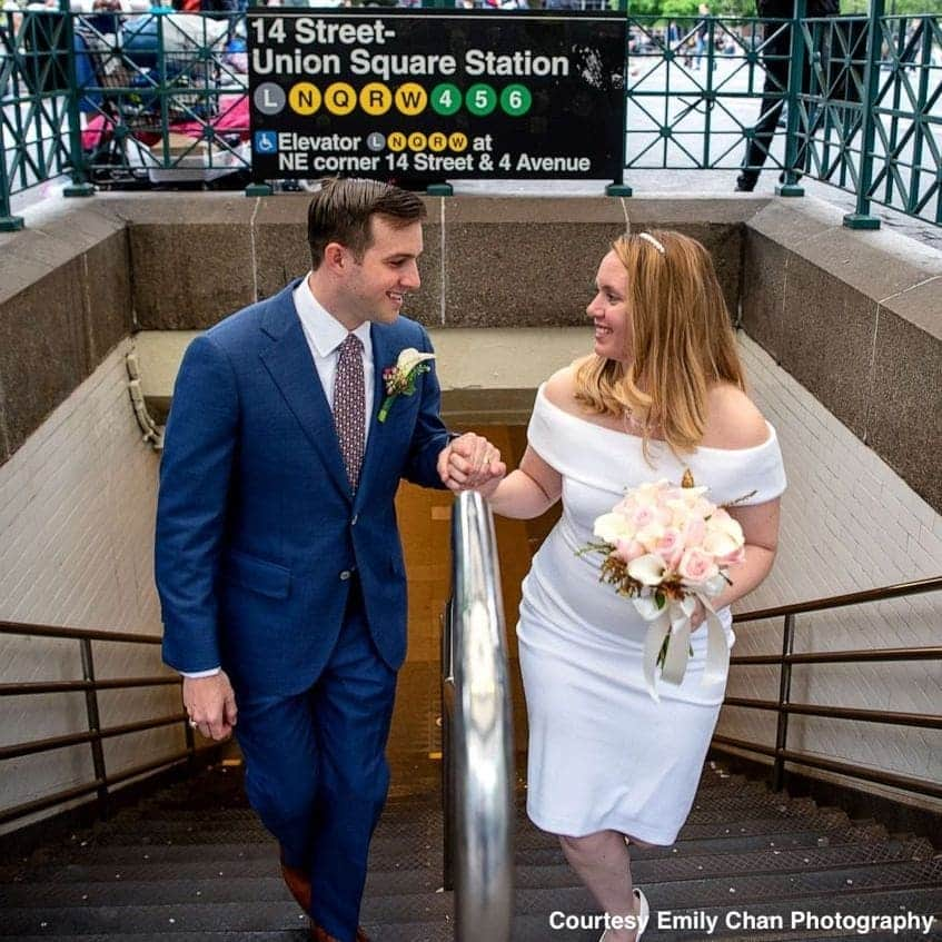 ABC Newsさんのインスタグラム写真 - (ABC NewsInstagram)「For most New Yorkers, the subway is the last place they want to be. But for Robert Musso and Frances Denmark, it holds a special meaning.  The couple, who met in 2016 while serving in the Army, wed on the New York City subway. #newyorkcity #subway #marriage #wedding #military」5月22日 3時05分 - abcnews