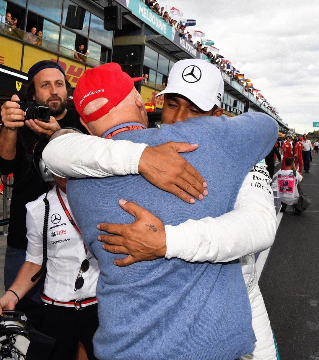 ルイス・ハミルトンさんのインスタグラム写真 - (ルイス・ハミルトンInstagram)「My buddy, I am struggling to believe you are gone. I will miss our conversations, our laughs, the big hugs after winning races together. It’s truly been an honour working alongside you over these past 7 years. I wouldn’t have even been in this team if it wasn’t for you. God rest your soul. Thank you for being a bright light in my life. I’ll always be here for your family should they ever need me. Love you man. Your friend always, Lewis #oneofakind #gonetoosoon #youliveoninourhearts #restinpeace 📷 @motorsport.images」5月22日 1時44分 - lewishamilton