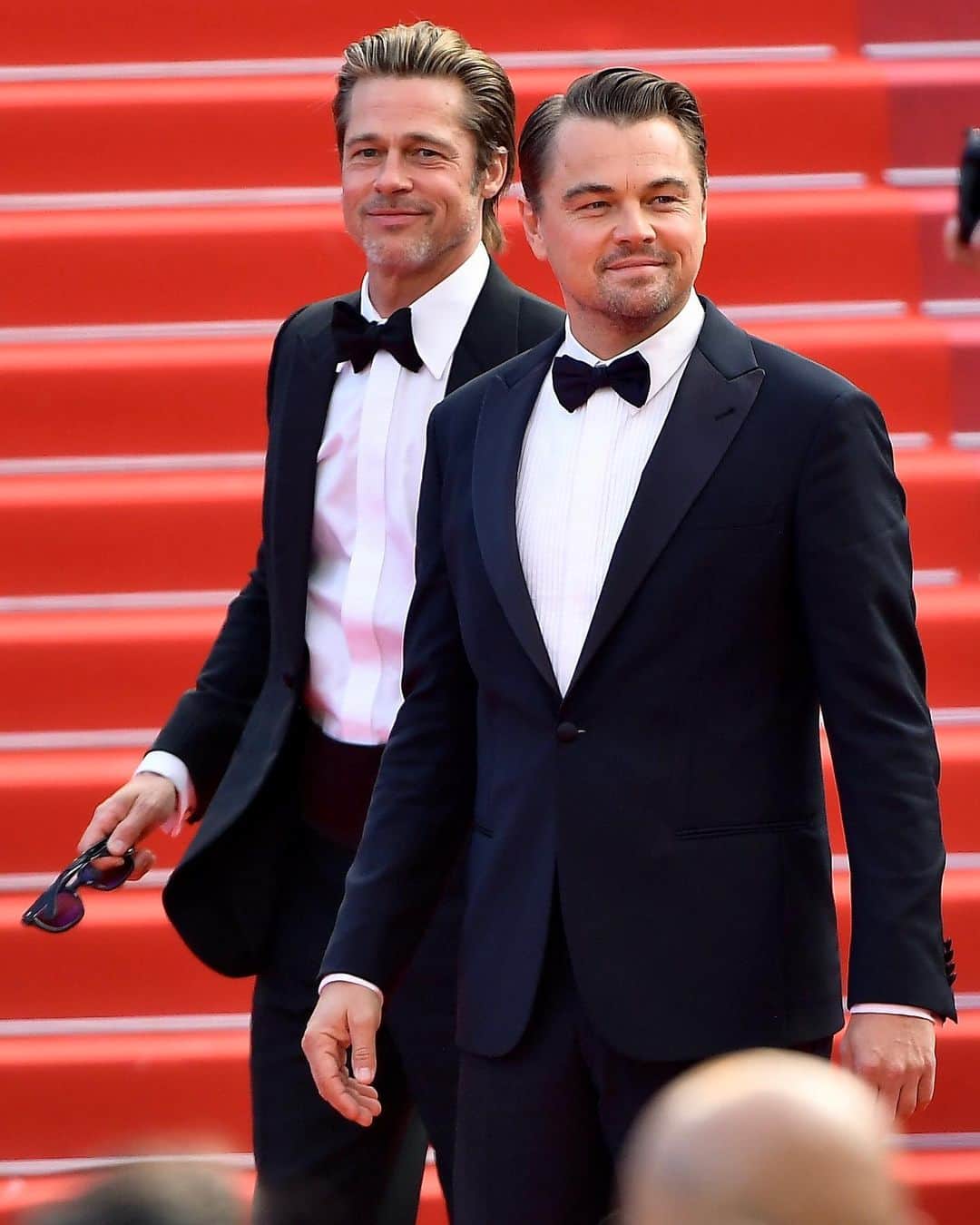 Just Jaredさんのインスタグラム写真 - (Just JaredInstagram)「Brad Pitt, Leonardo DiCaprio, @margotrobbie and director Quentin Tarantino at the @festivaldecannes premiere of @onceinhollywood! Tap link in bio for more! #BradPitt #LeonardoDiCaprio #Cannes2019 Photos: @gettyimages」5月22日 2時06分 - justjared
