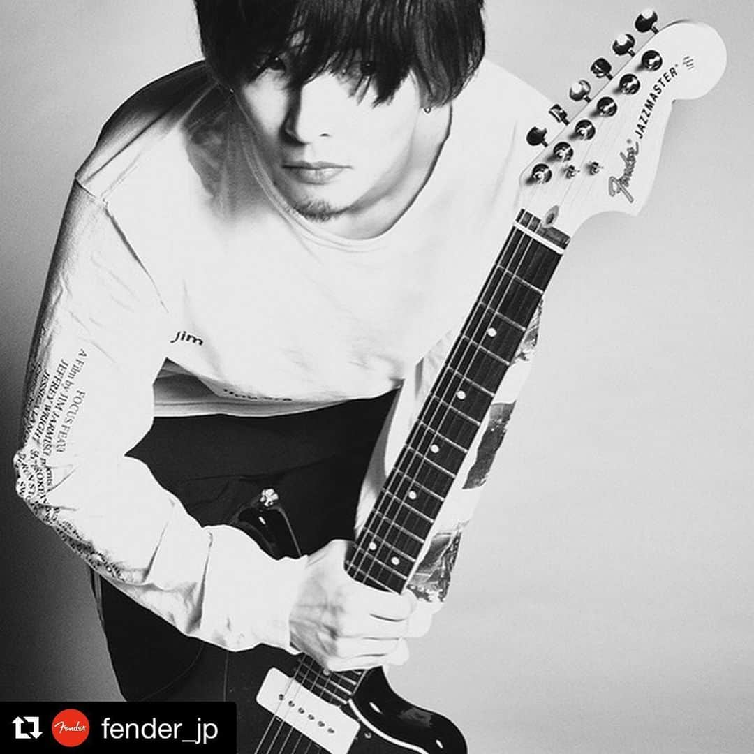 戸高賢史のインスタグラム：「Fender American performer Jazzmaster×Toddy Photo by Hirohisa Nakano #lifewithfender」