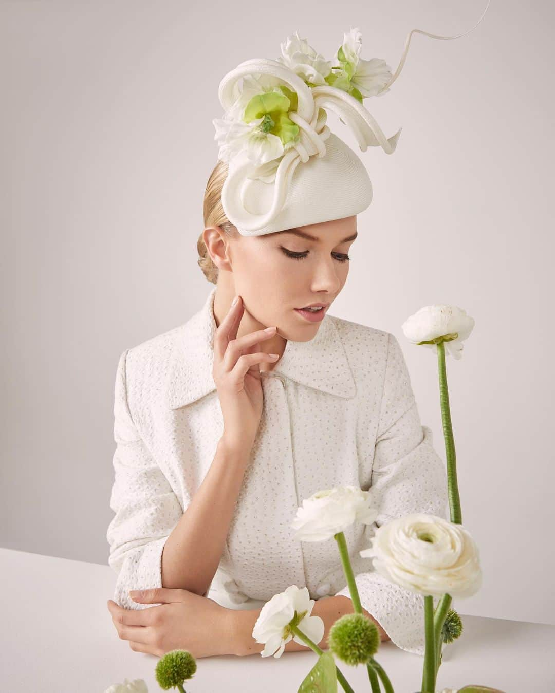 フィリップトレーシーさんのインスタグラム写真 - (フィリップトレーシーInstagram)「Chelsea Flower Show London 2019.  Philip Treacy for the Royal Ascot Millinery Collective 2019 in collaboration with Royal Ascot Racecourse and Fenwick Bond Street.」5月21日 18時29分 - philiptreacy