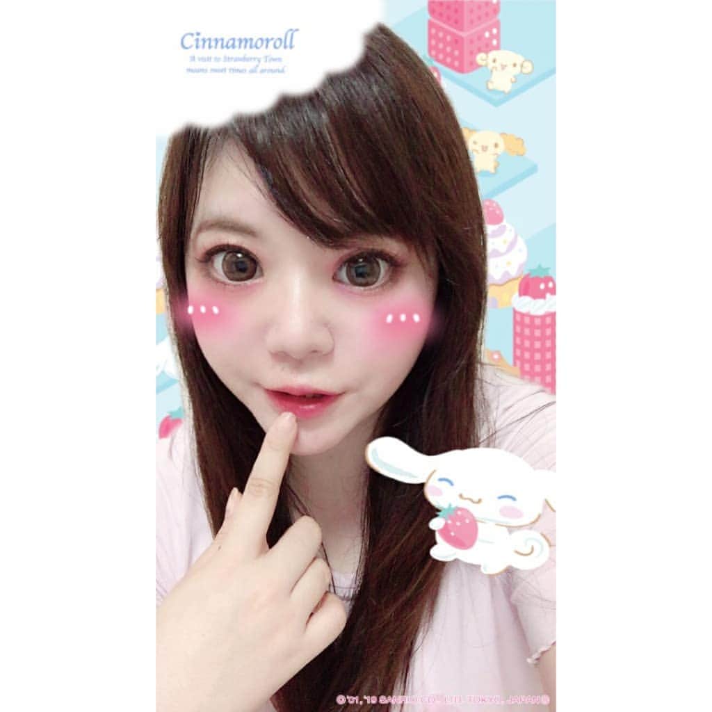 hoshizaki eriのインスタグラム：「こんばんは🌃🌛✨ . 春限定のサンリオフィルターが すごく可愛いですー💕✨ 皆さんも是非ぜひ✨💗 BeautyPlus使ってみてね✨٩(๑❛ᴗ❛๑)۶ . . #beautyplus #beautyplusapp #ビューティプラス #sanrio #kawaii #cinamoroll #シナモロール #盛りアプリ #可愛い #シナモン #サンリオフィルター #春限定 #japanesekawaii #pleaselikeit #likebackalways #followme #followback #相互フォロー #便利アプリ」