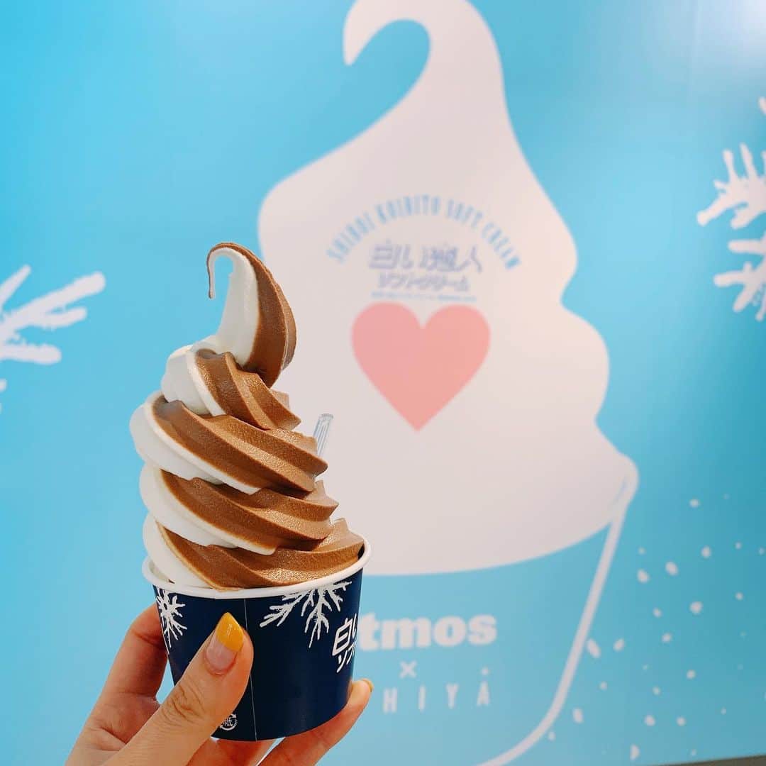 kkkkkaoriiiiiさんのインスタグラム写真 - (kkkkkaoriiiiiInstagram)「千歳空港でしか味わえない、白い恋人ソフトが渋谷で食べられるって聞いたら行くしかないやーつ🍦🍦🍦 なぜバスケットストリートと名付けたのかという疑問はさておき🏀センター街のatomosの2階です👟 OPENしたばかりなのに場所が分かりづらいせいか、お客さんぽつぽつでした😢 また食べたいから、なくならないようにみんなで食べに行きましょう❣️ 次はホワイト食べるぞー🍦💕 . #白い恋人  #白い恋人ソフトクリーム  #atomos  #バスケットストリート  #渋谷センター街  #甘党  #kaorihappyroom」5月21日 19時08分 - kkkkkaoriiiii