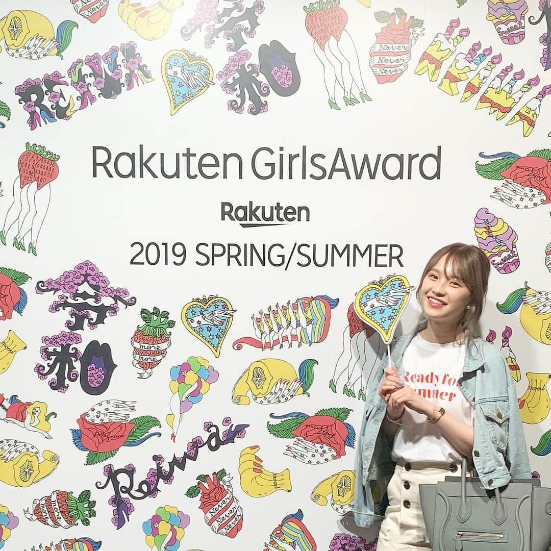 矢田伶華さんのインスタグラム写真 - (矢田伶華Instagram)「こないだ girlsawardいってきた🐶💖 . かわいい人ばっかりで めっちゃ刺激されたーーー😵 . いつかまたあのステージに 立てるようにがんばろ💖 . twiceかわいすぎたぁあああ . . #girlsaward #ガールズアワード #ss #ガルアワ #ファッションショー #モデル  #幕張メッセ #イベント #twice . #gu #guコーデ . #YouTube #クリエイター #動画クリエイター  #矢田玲華 .」5月21日 19時04分 - reika_308