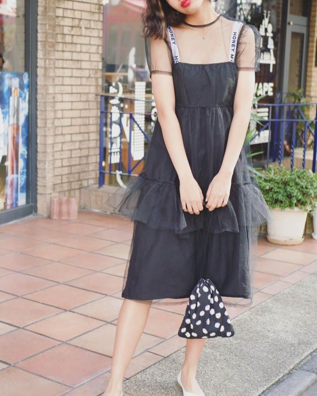 HONEY MI HONEY OFFICIALさんのインスタグラム写真 - (HONEY MI HONEY OFFICIALInstagram)「《ONE PIECE 10%OFF FAIR》  elastic logo tulle one-piece ¥13,000→¥11,700 pink.black free size  ロゴ入りのストラップがスポーティな味付けのチュールワンピース  チュールとインナーを別々でも楽しめる表情豊かな一着  @honeymihoney_official  @honeymihoney_style  #HONEYMIHONEY」5月21日 19時32分 - honeymihoney_official