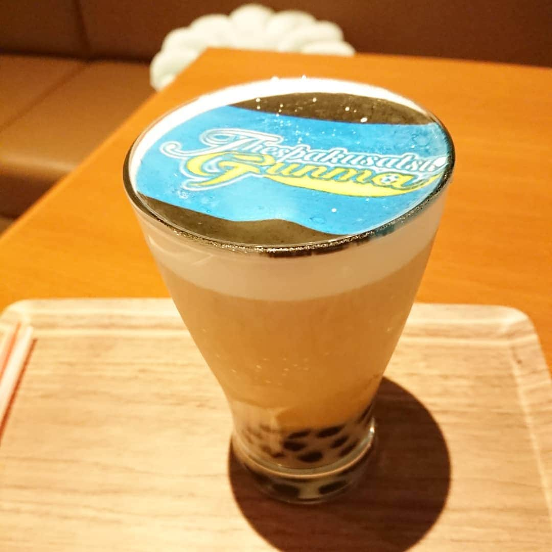 ザスパクサツ群馬さんのインスタグラム写真 - (ザスパクサツ群馬Instagram)「. 【話題のカフェプリが2121cafeに登場✨】 . 5/18(土)にリニューアルオープンした、前橋プラザ元気21の1階にある「2121cafe」☕ 関東初登場の「#カフェプリ」📸✨ お好きな画像をラテアートできちゃいます‼️(※ミルクの入ったアイスドリンクのみ) SNSなどでも話題沸騰のカフェプリを試しに是非😄👍 この動画どうなっちゃってるの！？と、気になった方は「カフェプリ」で検索🔍 是非、皆さんも試してみてSNSに投稿しましょう📲🎵 . . #カフェプリ #ザスパクサツ群馬 #thespa #DAYLYthespa #元気21 #2121cafe #群馬カフェ #群馬グルメ #群馬 #前橋 #夜明前 #LACCOTOWER」5月21日 19時33分 - thespakusatsugunma_official