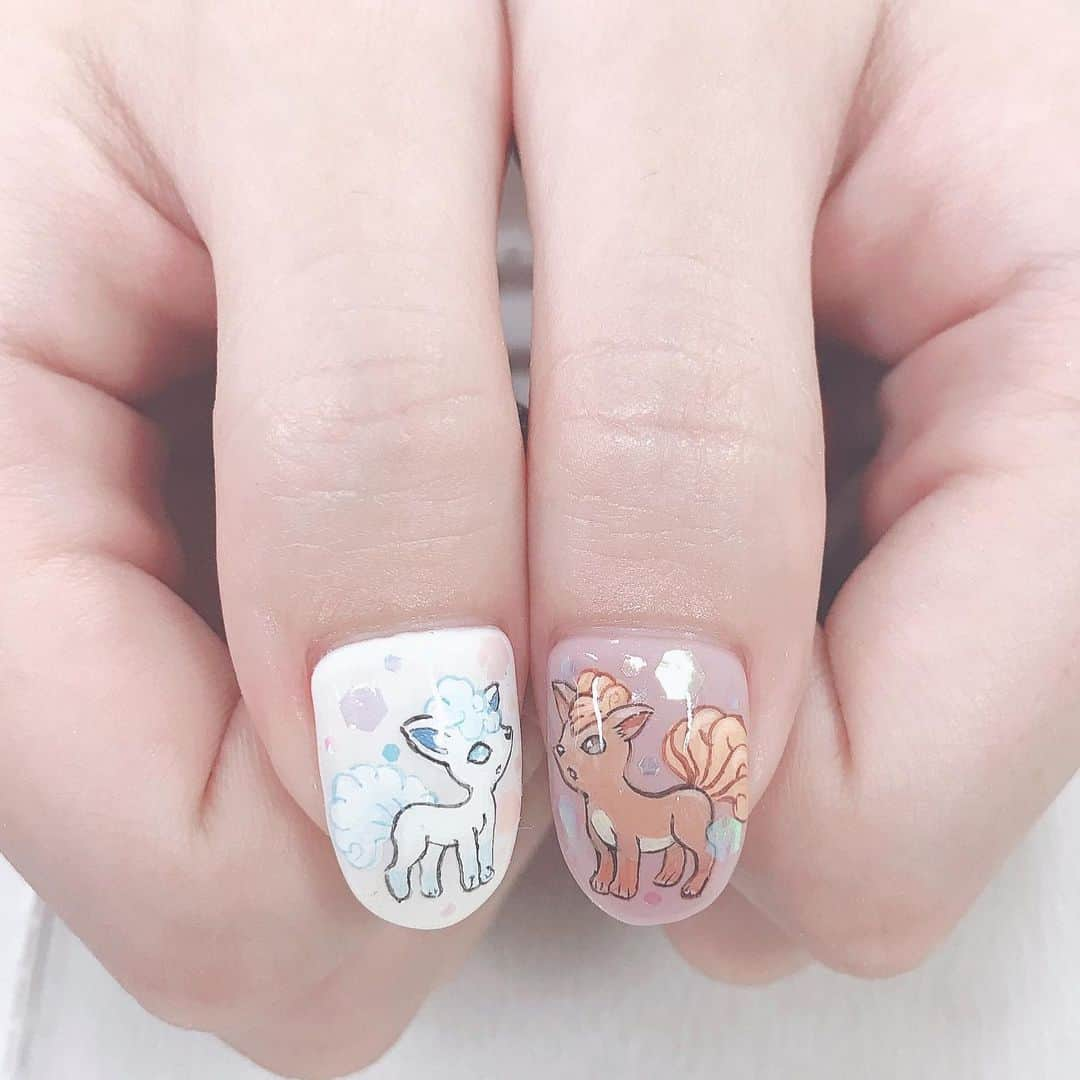 羽島めいさんのインスタグラム写真 - (羽島めいInstagram)「NEWネイル💅♡ 今回はロコンネイルです。  トトロネイルと同じお店でやってもらいました✨  #神宿 #羽島めい #原宿 #渋谷 #ネイル #ネイルアート #痛ネイル #ポケモン #ポケモンネイル #ロコン #アローラ」5月21日 19時39分 - mei__kmyd