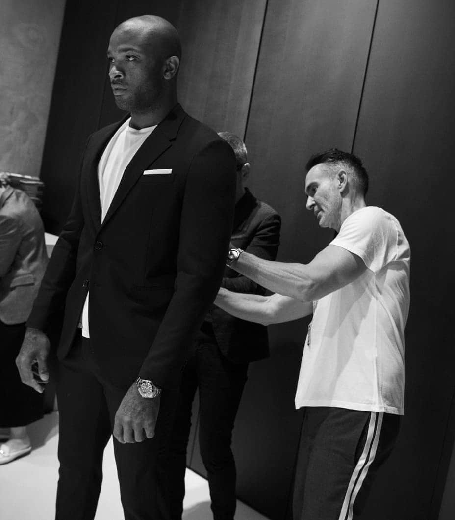 ニールバレットさんのインスタグラム写真 - (ニールバレットInstagram)「FITTING NBA MEGASTARS / In the Design Studio with @jharden13 & @pjtucker / #NeilBarrett #NBFriends #DressedInNeilBarrett #NeilBarrettHQ #Tailoring #NBA #JamesHarden #PjTucker #Menswear」5月21日 19時49分 - neilbarrett