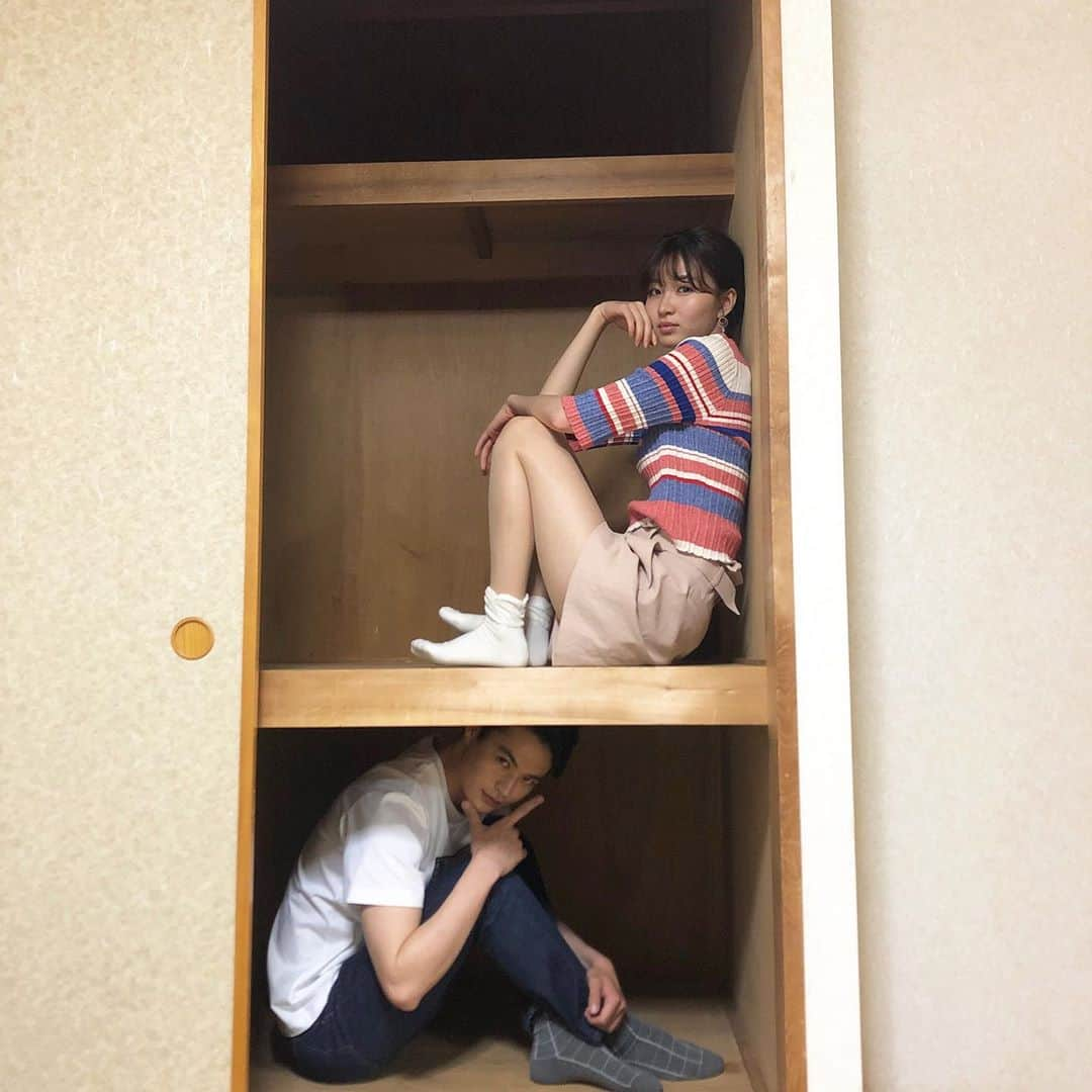 岡崎紗絵さんのインスタグラム写真 - (岡崎紗絵Instagram)「本日21時からパーフェクトワールド 第5話！  みなさんみってね〜👼🏻👼🏻 ヒロと押入れで📸笑  #パーフェクトワールド  #第5話 #仏様ポーズ #たまたま #瀬戸さんと #ポーズが #リンクして #意味深な #写真になった #笑  #しおり #ひろたか #瀬戸康史 さん」5月21日 19時59分 - sae_okazaki