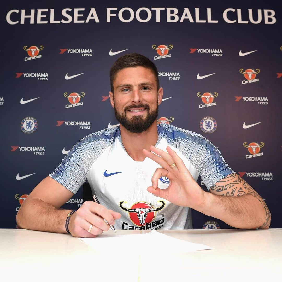 チェルシーFCさんのインスタグラム写真 - (チェルシーFCInstagram)「Olivier Giroud has extended his Chelsea contract for the 2019/20 season! 👌 #CFC #Chelsea」5月21日 20時05分 - chelseafc