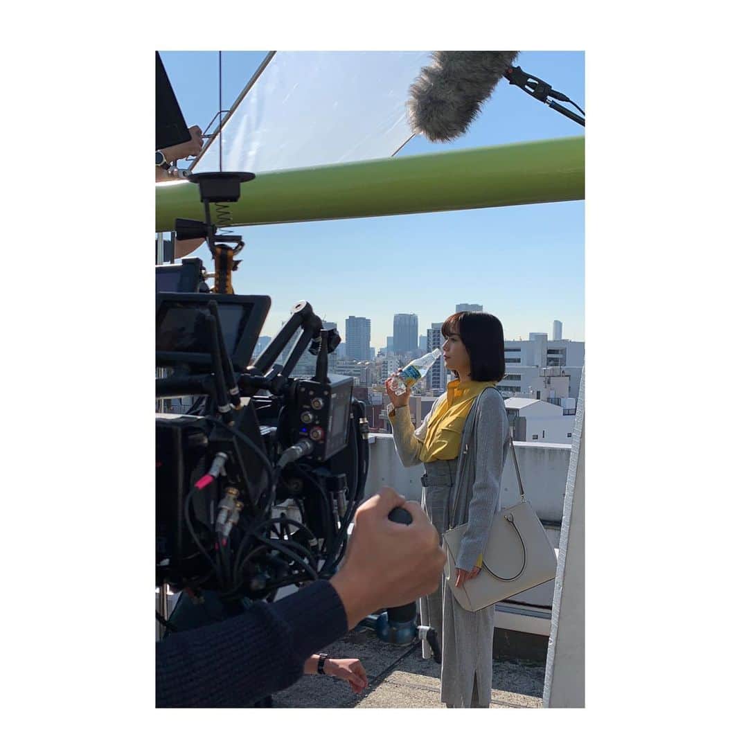 吉田志織さんのインスタグラム写真 - (吉田志織Instagram)「5/7(火)〜 サントリー「天然水スパークリング レモン」WEB CMに出演させて頂いています。ぜひみてください☺︎ #suntory #天然水スパークリング」5月21日 20時20分 - shiori_official_321