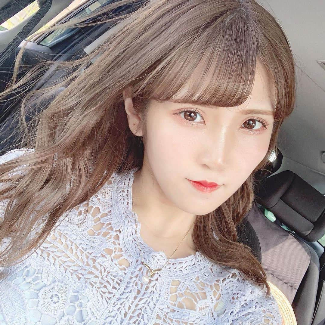 五十嵐茉優さんのインスタグラム写真 - (五十嵐茉優Instagram)「ㅤ 個人的にこの日のメイクがすごく好きで 何が違うかというとアイシャドウなんだけど 韓国のメイクさんが使ってるの見てずっと 欲しかったペンシル型のアイシャドウが ちょっと前にQoo10で売られ始めたの知って 即かっちゃった、、、 BERRY SHADOWめちゃ良いよ🥺💓 ㅤ #berryshadow #韓国コスメ #コスメ好き」5月21日 20時25分 - mau08us