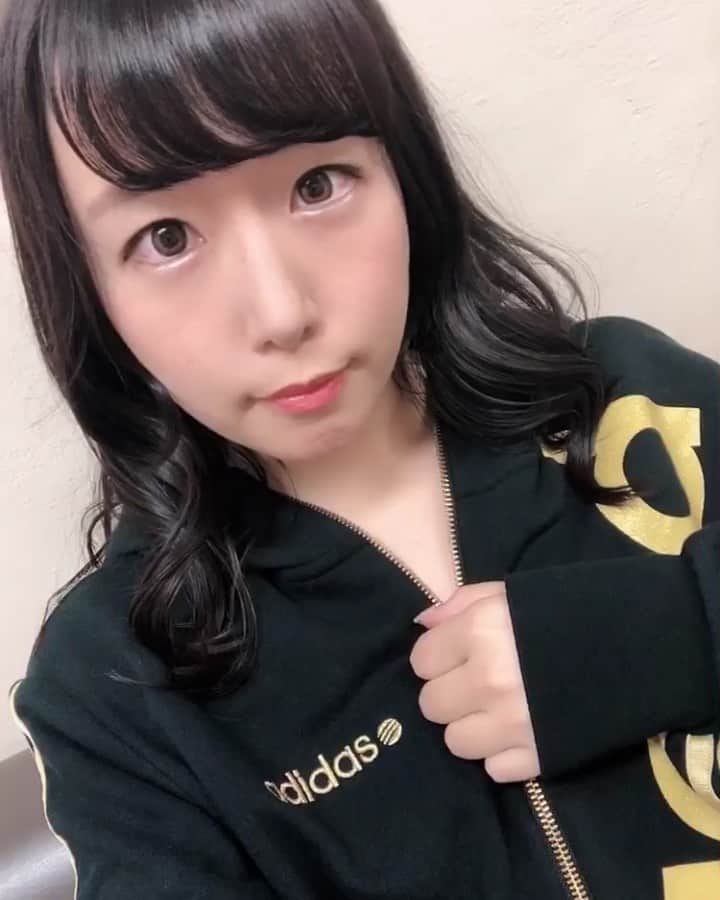 蒼井まやのインスタグラム：「💙💙💙 #10秒グラビア #グラビア #グラビアアイドル #グラドル #グラドル自画撮り部 #水着 #ビキニ #お尻 #桃尻 #谷間 #むちむち #わがままボディ #エロかわ #野球 #baseball #japan #japanesegirl #asiangirls #asian #asianbeauty #bikini #bikinimodel #bikinigirl #gravure #hip #glamour #glamorous #섹시 #性感的」