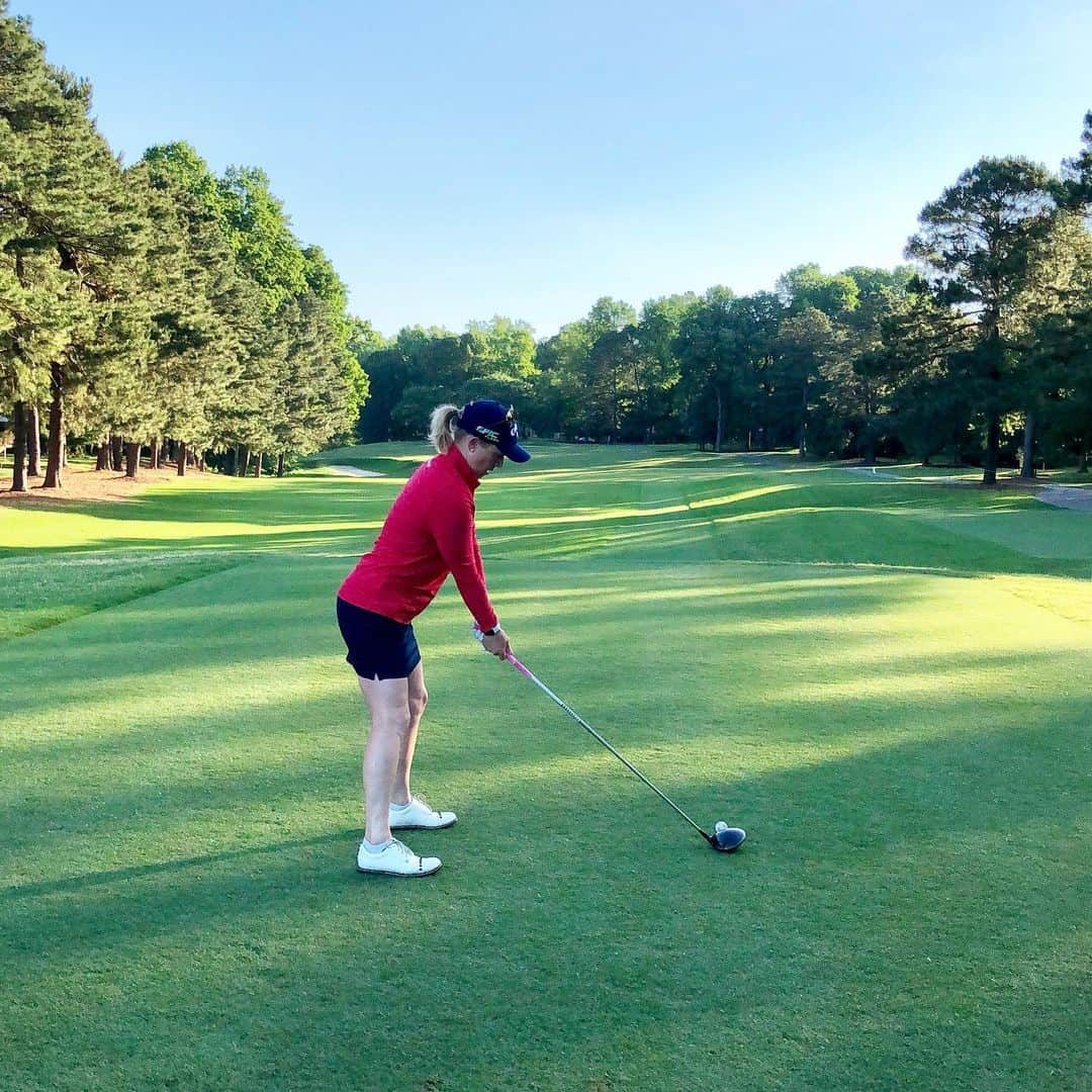 モーガン・プレッセルさんのインスタグラム写真 - (モーガン・プレッセルInstagram)「Back to the day job 🙃 Early morning practice round at the #puresilkchampionship」5月21日 20時31分 - mpressel