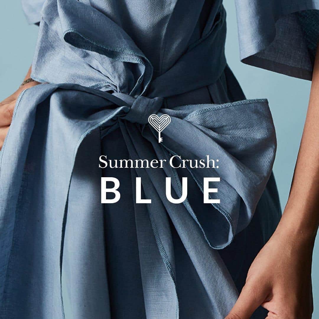 ビパシャ・バスーさんのインスタグラム写真 - (ビパシャ・バスーInstagram)「#Blue, we know you love it and we love it too! @thelabelife, this summer is an ode to cool blue with 80+ new arrivals in your favourite hue. From linen to lycra, denim to Tencel and our warm weather fave cotton, find 35-degree-celsius perfect styles on www.thelabellife.com.  #TheLabelLife #StyleEditorNotes #NewArrivals #ColourCrush #Summer #FeelingBlue」5月21日 20時34分 - bipashabasu