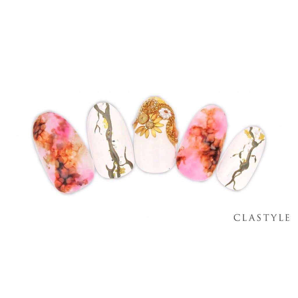 CLASTYLEさんのインスタグラム写真 - (CLASTYLEInstagram)「✨CLASTYLEおすすめネイル✨﻿﻿ ﻿﻿ 『#imaginary nail』﻿﻿ ドロップアートはジェルを落とす量で大きさが変わってきます。均等なサイズではない方が可愛く仕上がるので、ジェルの量を変えて作成しました✨﻿ ﻿﻿ クラスタイル受講生は専用サイトでアートレシピを公開中です♡﻿﻿ ﻿﻿ ﻿﻿ ﻿﻿ ﻿﻿ ﻿﻿ ﻿ ﻿﻿ #ネイルブック  #ネイルデザイン#ネイル #ジェルネイル #春夏ネイル #大人ネイル ﻿#お花ネイル ﻿ #ネイル動画 ﻿#nail #nailbook #クラスタイル通信 #クラスタイル #clastyle #CLASTYLE #clastyle通信 ﻿#トレンド #動画レッスン #梅雨 #夏 #ドロップアート #summernails #tokyonail #dropart」5月21日 21時02分 - clastyle_nail