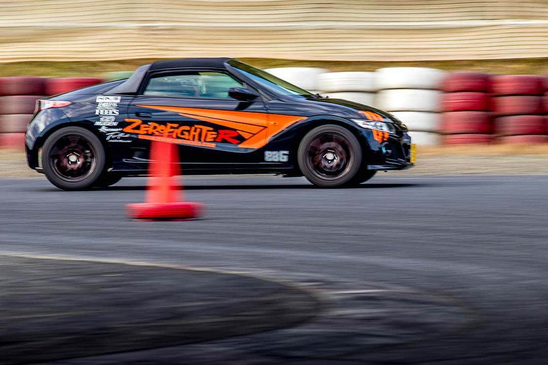 mistbahnさんのインスタグラム写真 - (mistbahnInstagram)「_ ZERO FIGHTER Honda JW5 S660 _ Shot on 25-Nov 2018 "HAOC(Honda Accord Owners Club) Track day" at SUZUKA TWIN Circuit (One track in SUZUKA) _ _ car: @zerofighterautocustom photo: @mistbahn _ _ JP) 2018年11月25日、鈴鹿ツインサーキットで開催の「HAOC(ホンダ・アコード・オーナーズクラブ)走行会」で撮影。 ゼロファイター S660。 _ _ #haoc #hondaaccordownersclub #suzukatwin #suzukatwincircuit #鈴鹿ツインサーキット #s660 #hondas660 #ホンダs660 #jw5 #zerofighter #ゼロファイター #s07a #trackcar #trackday #trackspec #trackstance #timeattack #timeattackjapan #kcar #keicar #軽自動車 #hondadesire」5月21日 21時04分 - mistbahn