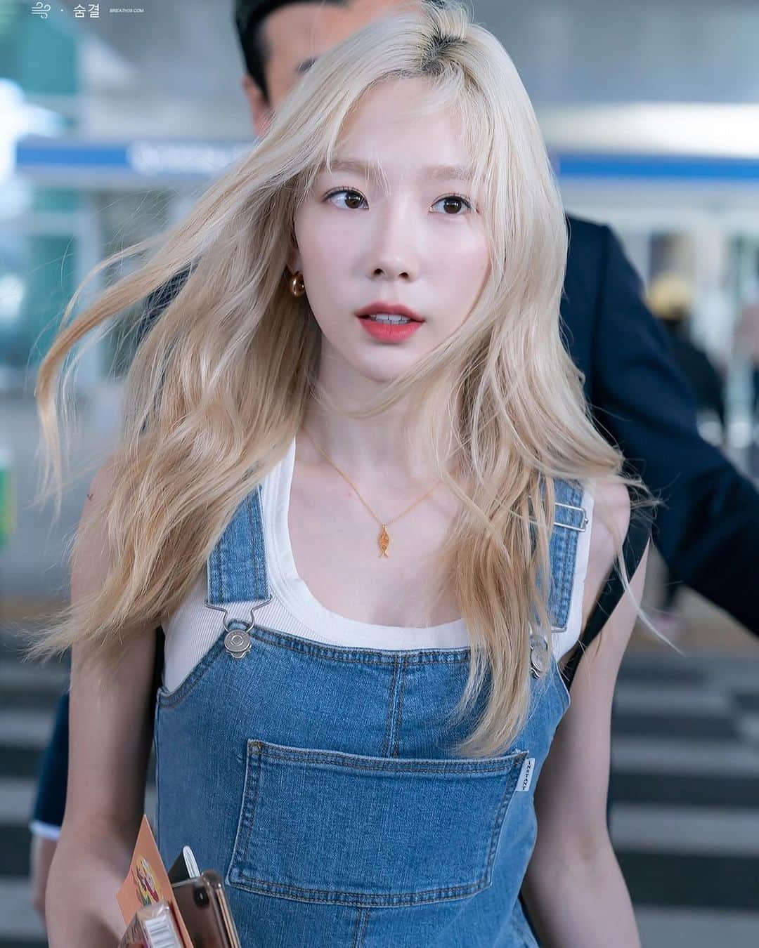 TAEYEONさんのインスタグラム写真 - (TAEYEONInstagram)「@taeyeon_ss 🍃 Cr: 숨결 #GirlsGeneration 💜 #Taeyeon 💜 #tiffany #sunny #yoona #seohyun #sooyoung #yuri #hyoyeon #taeny #snsd #gg #태연  #tysone #snsd #sone #soshi #แทยอน #taeny #taetiseo #girlgeneration #소녀시대  #AlwaysWithSNSD #태써티율효셩융서 #zero 🐶」5月21日 21時30分 - taeyeondaisy