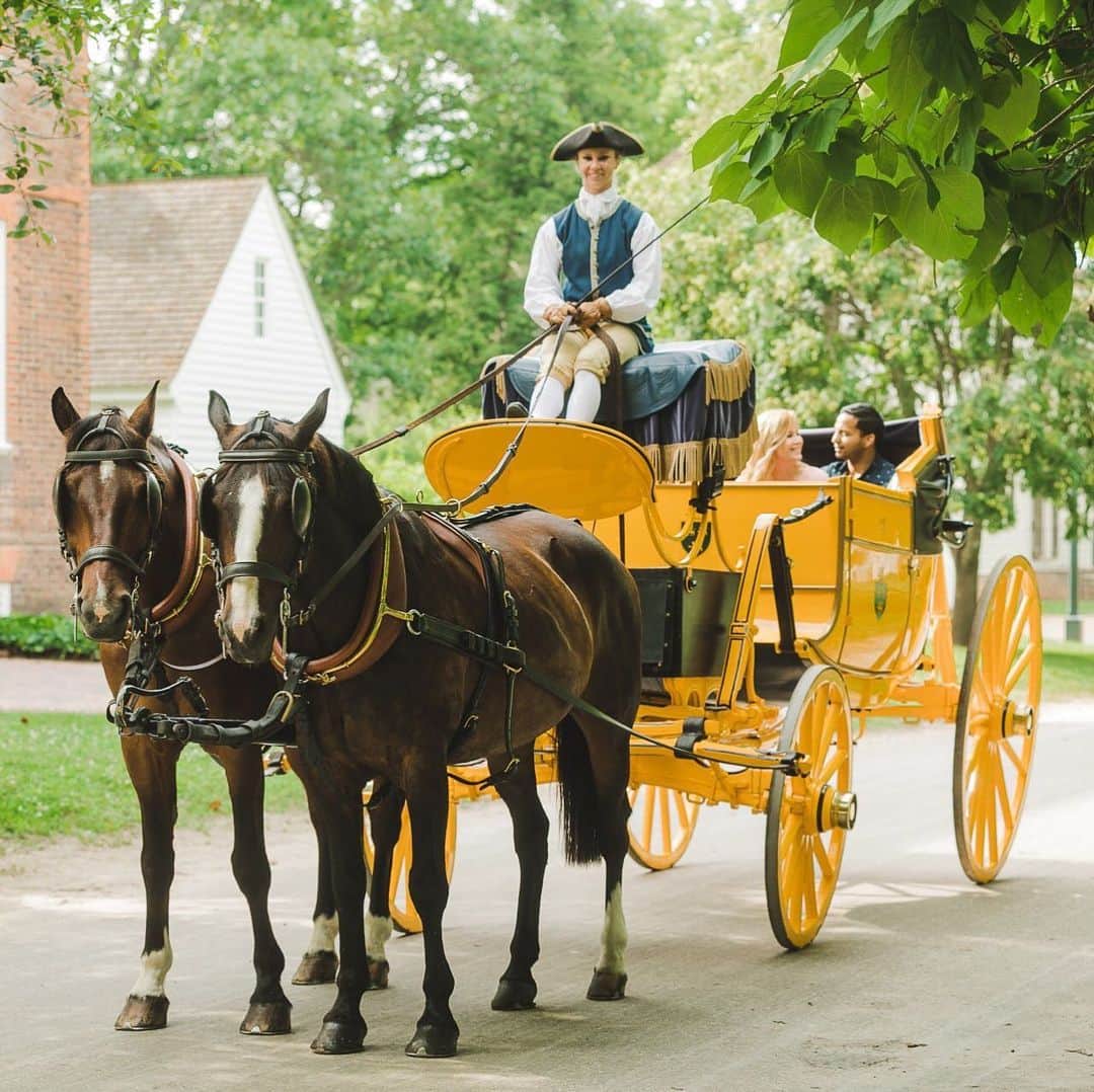 Travel + Leisureさんのインスタグラム写真 - (Travel + LeisureInstagram)「A new survey suggests traveling with your kids will make them better in school! For a fun and hands-on educational vacation, consider heading to Colonial Williamsburg this summer.」5月22日 3時17分 - travelandleisure