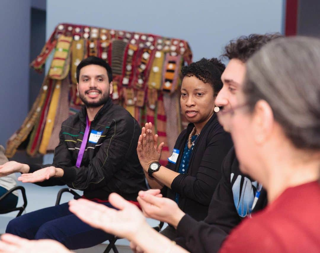 ブルックリン美術館さんのインスタグラム写真 - (ブルックリン美術館Instagram)「Our next teacher workshop focuses on #oneegúngún, where educators will learn about the rich history and contemporary practice of Yorùbá egúngún festivals and gain new teaching methods on the study of West African art. Join us on June 6 by registering through the link in bio. (Photo: @kolinmendez) #bkmeducation」5月21日 22時12分 - brooklynmuseum