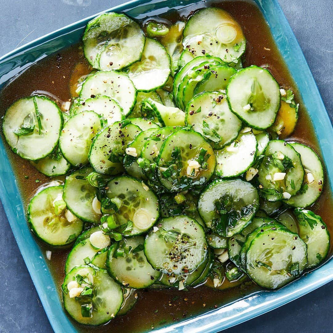 ニューヨーク・タイムズさんのインスタグラム写真 - (ニューヨーク・タイムズInstagram)「This simple cucumber salad with soy, ginger and garlic is cool, yet satisfyingly hot. Visit the link in our profile to get the recipe or ☝️tap the bookmark to save it for later. @juliagartland shot this photo and @bwashbu styled the dish. Follow @nytcooking for more delicious eats. #🥒」5月21日 22時24分 - nytimes