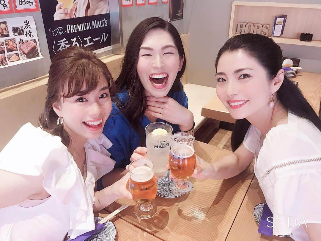 夢花らんさんのインスタグラム写真 - (夢花らんInstagram)「今日3人で広島ポップスへ(^^) 美味しいお料理とビール🍺 くぅ〜！！ 夏だね😍❤︎ お昼からのんで最高な人です！！ TJhiroshimaもみてね(^ ^)！ #広島ホップス  #hiroshima」5月21日 22時55分 - yumehana.ran