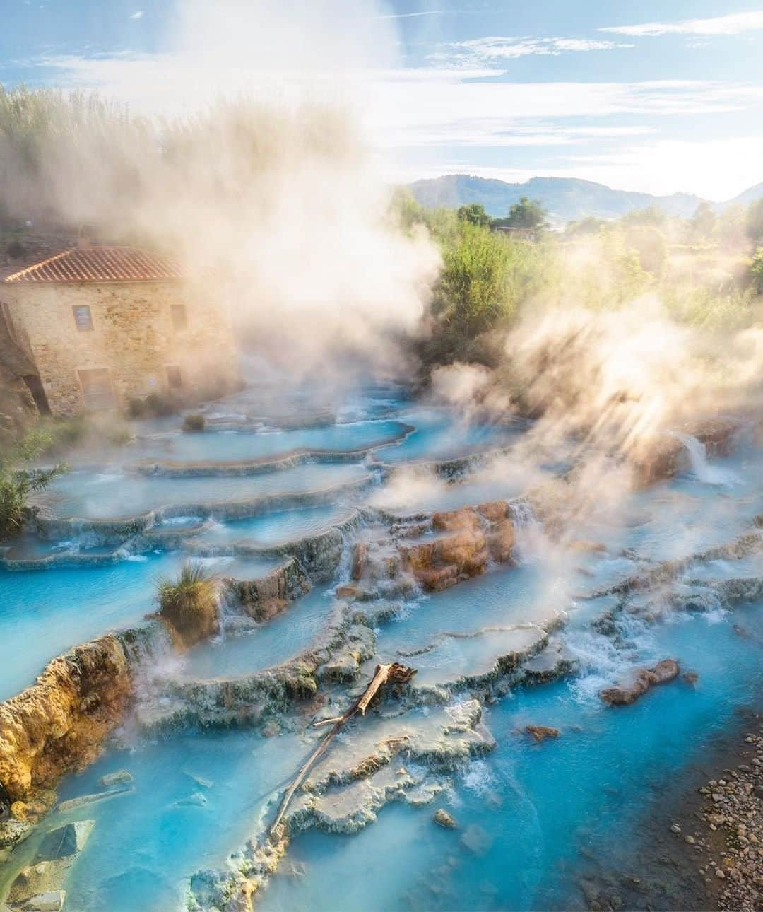 Travel + Leisureさんのインスタグラム写真 - (Travel + LeisureInstagram)「Hidden in the bucolic countryside of Maremma, these giant natural pools of swirling milky water draw visitors from all over Italy. #tlpicks courtesy of @thefreedomcomplex」5月21日 23時11分 - travelandleisure