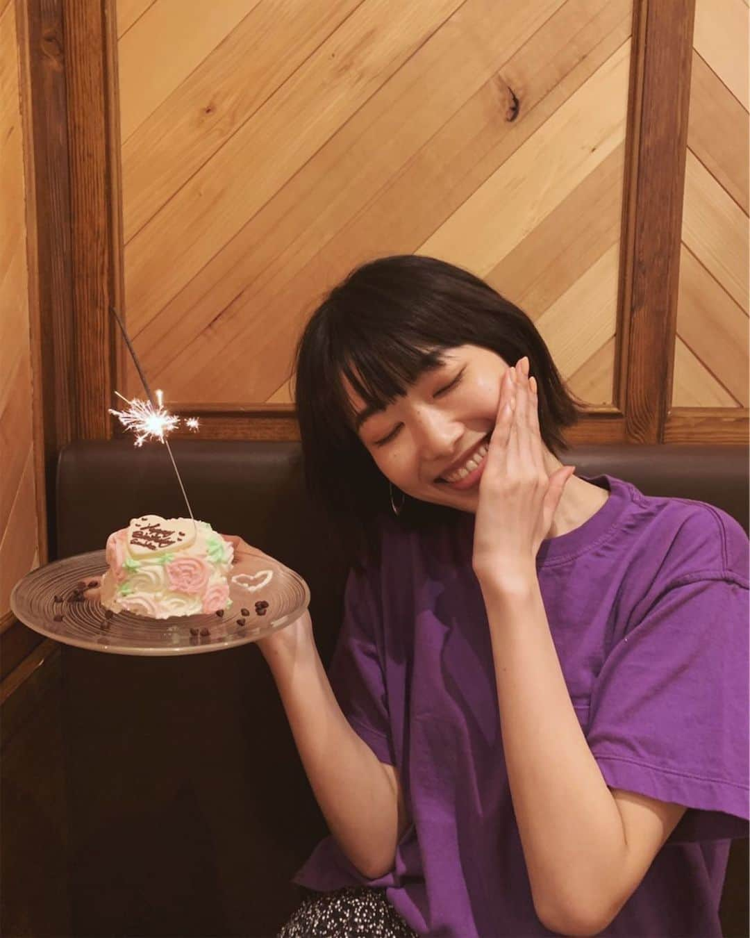 大畑ありささんのインスタグラム写真 - (大畑ありさInstagram)「. さいか28歳のお誕生日おめでとう！ これからも夢に向かって さいからしくキラキラ輝いてね💫」5月21日 23時31分 - ohataarisa