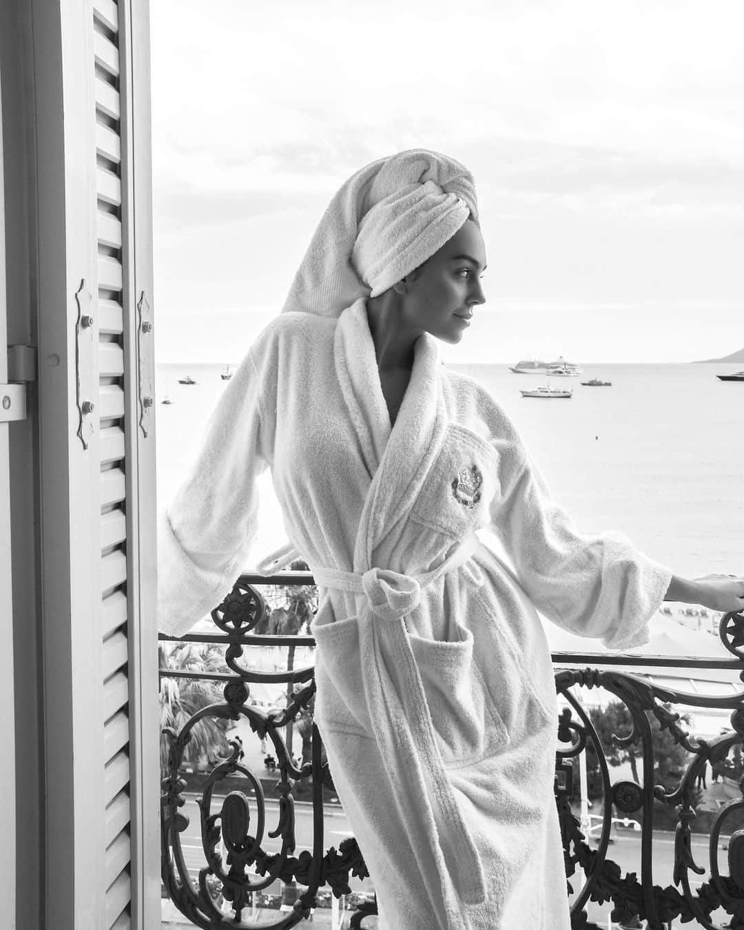 ジョルジーナ・ロドリゲスさんのインスタグラム写真 - (ジョルジーナ・ロドリゲスInstagram)「Bonjour Cannes ❤️」5月21日 23時31分 - georginagio