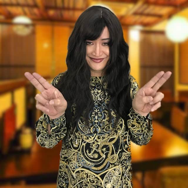 福島善成さんのインスタグラム写真 - (福島善成Instagram)「画像は『同窓会にいる昔は大人しかったけど今はスナックを経営している同級生』のモノマネだよ🍻 #同窓会 #昔は大人しかった #今はよくしゃべる #実は隠れヤンキーだったらしい #三次会 #カラオケいったけど椎名林檎しか 歌わなかった #香水の強い香りのあと変な匂いがした #哀愁モノマネ」5月21日 23時48分 - fukushimayoshinari