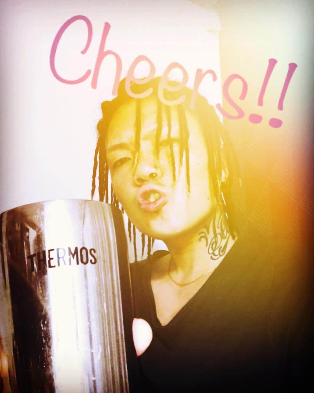 TEEDAさんのインスタグラム写真 - (TEEDAInstagram)「Let’s raise a glass to our future!! Damn...I’m tipsy  よく働き、よく飲む！かんぱーい！！ 6/1の名古屋でのLIVEがっつり騒ごうぜ！！ そろそろ髪を短くしようかな。。。 #backon #teeda #kenji03 #rock #hiphop #jhiphop #rockband #jrockband #rap #jrap #bringthenoise #tokyo #adachi #tattoo #punk #mixture  #lyricist #trackmaker #composer #songwriter #tstar #avex #avexmanagement #anime #anison #animethemesong #tokyojapan」5月22日 0時23分 - teeda_bo