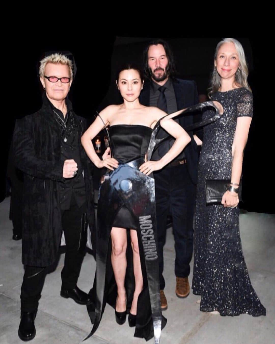 ビリー・アイドルさんのインスタグラム写真 - (ビリー・アイドルInstagram)「#tbt attended the @moca 40th anniversary celebrations Saturday with @china_chow... pictured here also fellow motorcycle enthusiast #keanureeves & artist Alexandra Grant @grantalexandra -BFI」5月22日 0時49分 - billyidol