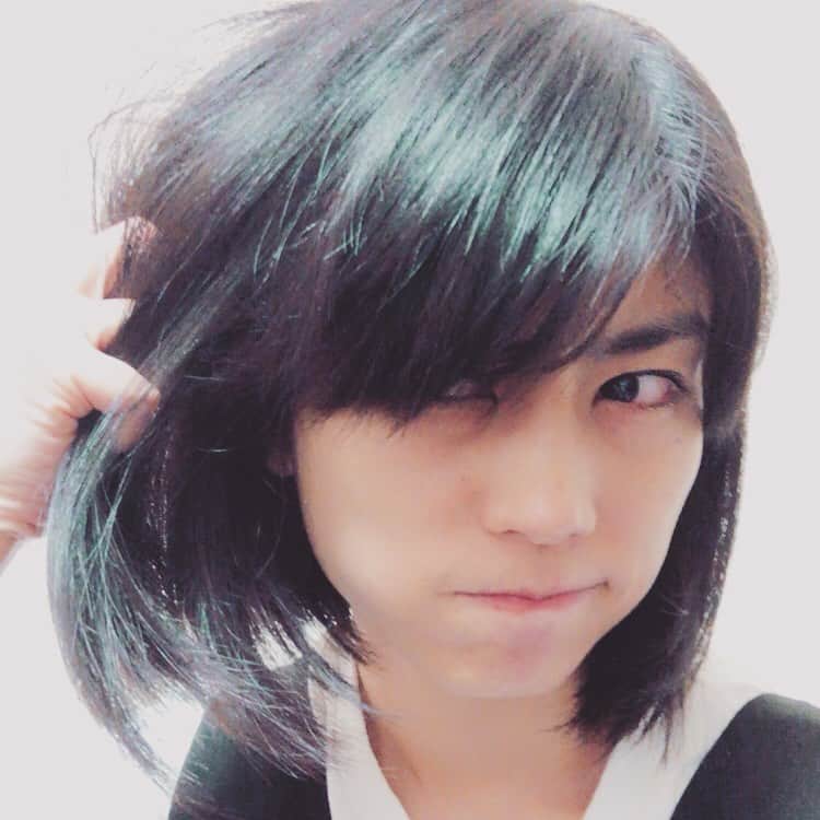 芳野友美さんのインスタグラム写真 - (芳野友美Instagram)「今日は湿気で髪の毛が自由人過ぎました（笑） おやすみー！！」5月22日 0時47分 - yumi_yoshino_1980