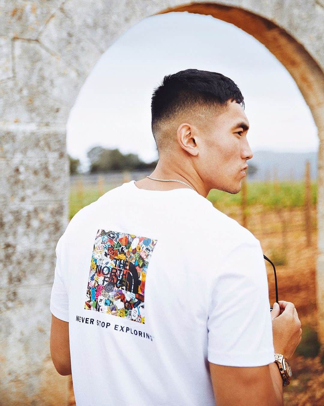 FOOTASYLUMさんのインスタグラム写真 - (FOOTASYLUMInstagram)「Never stop exploring. @thenorthfaceuk Redbox T-Shirt in White/Stickerbomb. Grab yours now. - - - #WeAreFootasylum #footasylum #thenorthface」5月22日 1時02分 - footasylum
