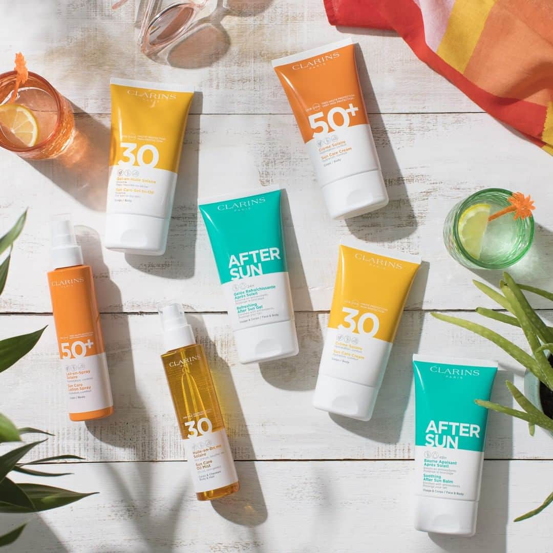 ClarinsUKさんのインスタグラム写真 - (ClarinsUKInstagram)「The new sun care range features textures that feel great, spread easily and care for your skin. And there is something for everyone: dry touch cream, dry oil, a gel that turns into an oil, easy-spread lotion, tinted liquid compact, and more. All the benefits of (very) high protection and high performance without the hassle. 🏝️ #Clarins #ItsAllAboutYou . . . . . . . . . . . . #suncare #spf #sunprotection #sunprotectionfactor #staysafeinthesun #safetanning #tanning #summerbody #summerholiday #islandvacation #selftan #holidaytan」5月22日 1時15分 - clarinsuk