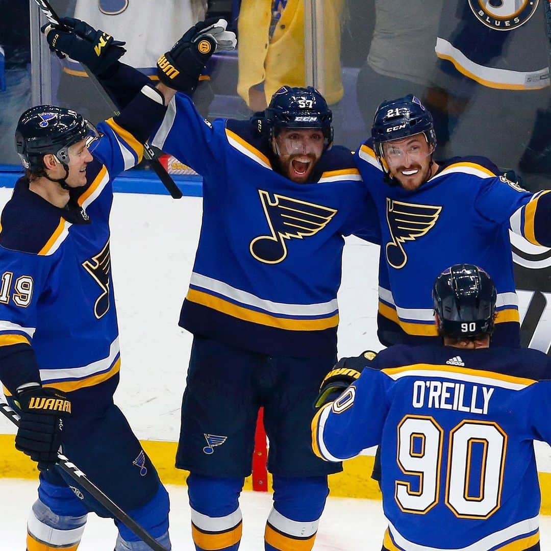 NBC Newsさんのインスタグラム写真 - (NBC NewsInstagram)「Tyler Bozak of the #StLouis #Blues celebrates with teammates after scoring a goal on Martin Jones of the #SanJose #Sharks during the third period in Game Six of the Western Conference Finals during the 2019 #NHL #StanleyCup Playoffs. Click the link in our bio for more. . 📷 @dvishwanat / @gettyimages」5月22日 12時10分 - nbcnews
