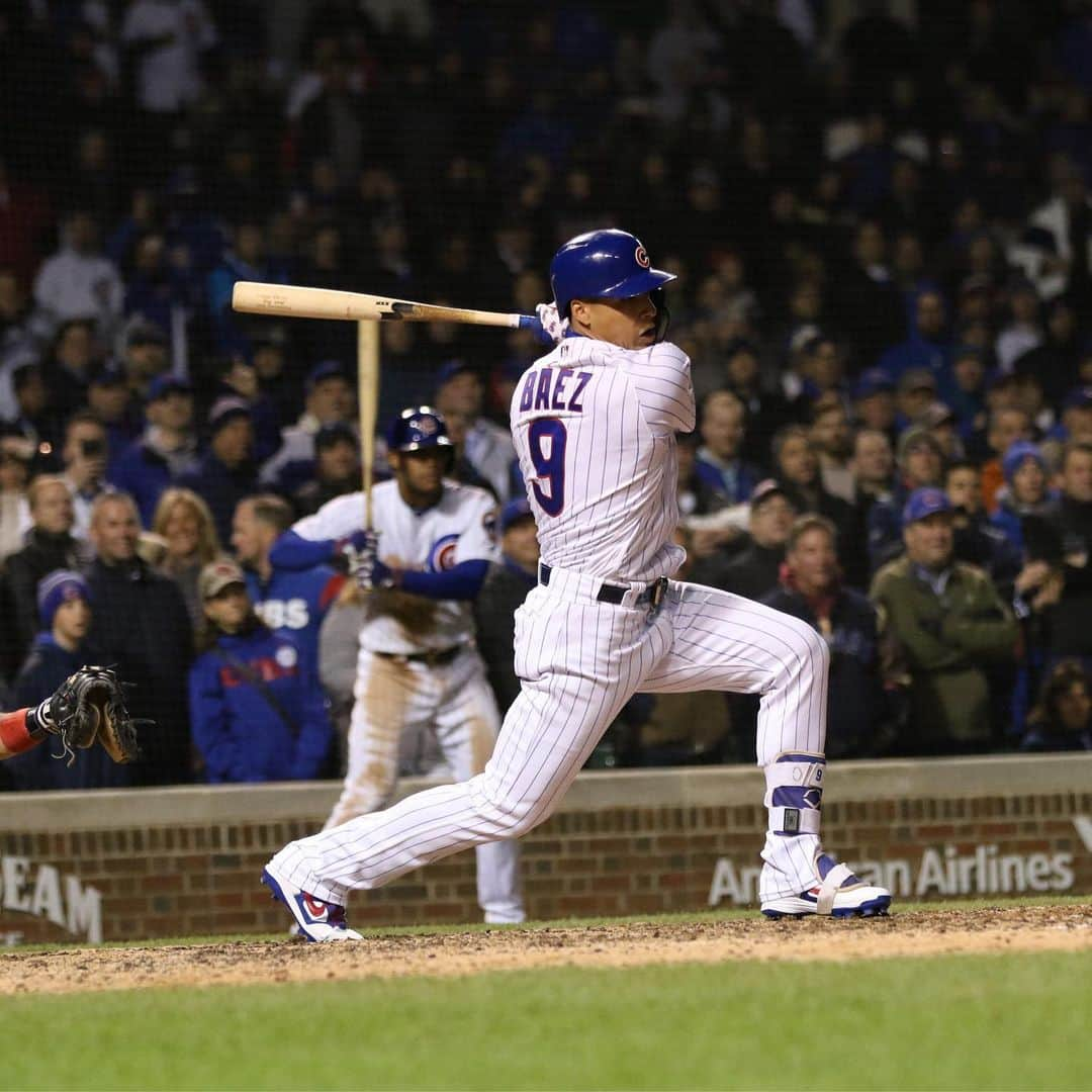 シカゴ・カブスさんのインスタグラム写真 - (シカゴ・カブスInstagram)「#Cubs win! Our 5th walk-off W this year! #EverybodyIn」5月22日 12時03分 - cubs