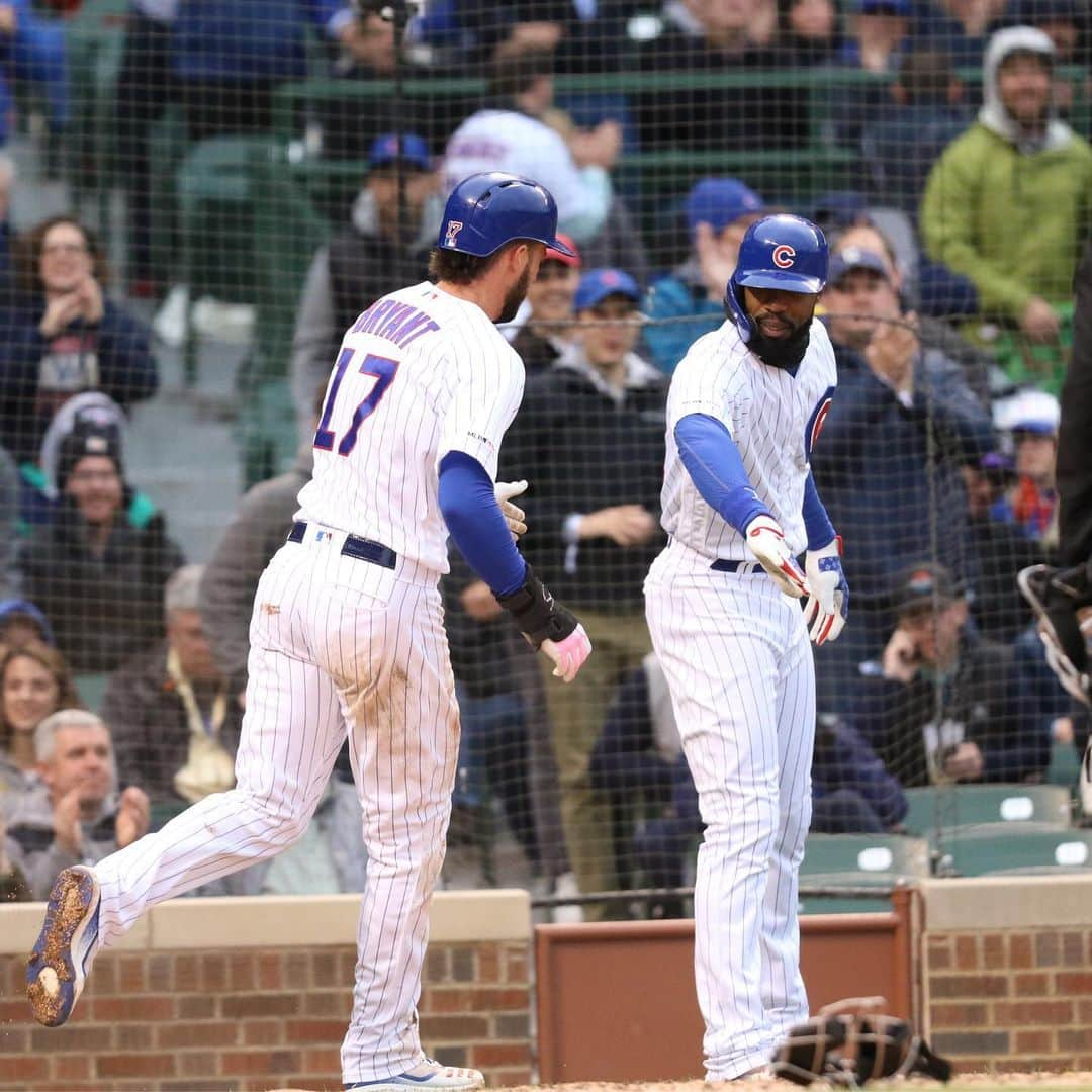 シカゴ・カブスさんのインスタグラム写真 - (シカゴ・カブスInstagram)「#Cubs win! Our 5th walk-off W this year! #EverybodyIn」5月22日 12時03分 - cubs