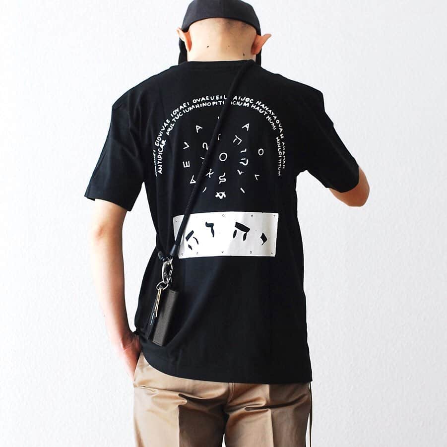 wonder_mountain_irieさんのインスタグラム写真 - (wonder_mountain_irieInstagram)「_ ENDS AND MEANS × LIGHT YEARS / エンドアンドミーンズ × ライトイヤーズ "002 Tee" ¥5,940- _ 〈online store / @digital_mountain〉 http://www.digital-mountain.net/shopdetail/000000009669/ _ 【オンラインストア#DigitalMountain へのご注文】 *24時間受付 *15時までのご注文で即日発送 *1万円以上ご購入で送料無料 tel：084-973-8204 _ We can send your order overseas. Accepted payment method is by PayPal or credit card only. (AMEX is not accepted)  Ordering procedure details can be found here. >>http://www.digital-mountain.net/html/page56.html _ 本店：#WonderMountain  blog>> http://wm.digital-mountain.info/blog/20190522/ _ #ENDSANDMEANS #LIGHTYEARS #エンドアンドミーンズ #ライトイヤーズ cap→ #KAPTAINSUNSHINE　￥10,800- pants→ #itten.　￥27,000- belt→ #FCEtools　￥9,180- strap→ #EPM　￥7,334- _ 〒720-0044 広島県福山市笠岡町4-18  JR 「#福山駅」より徒歩10分 (12:00 - 19:00 水曜定休) #ワンダーマウンテン #japan #hiroshima #福山 #福山市 #尾道 #倉敷 #鞆の浦 近く _ 系列店：@hacbywondermountain _」5月22日 12時05分 - wonder_mountain_