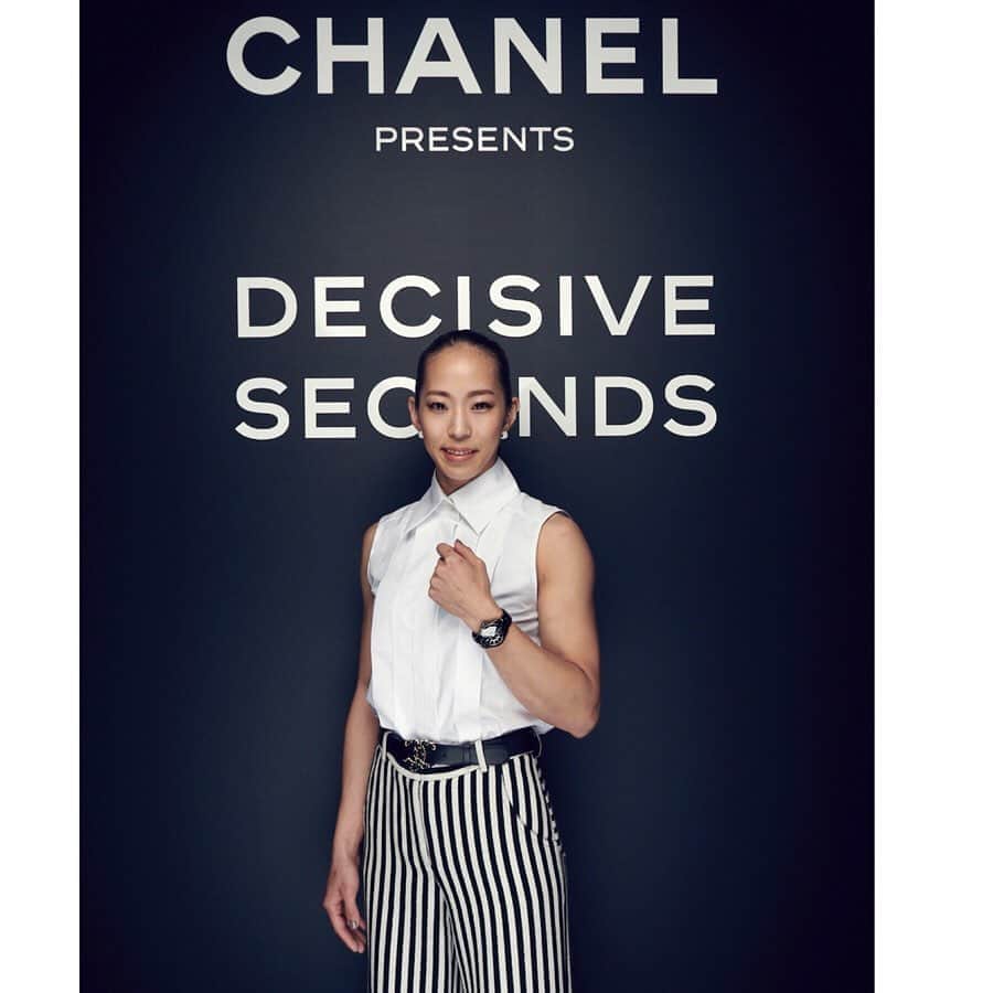 野口啓代のインスタグラム：「CHANEL presents DECISIVE SECONDS* * 新生 J12⌚️ あなたにとって 〜決定的瞬間〜 はなんですか？ * * 📷 with CHANELの社長 📷 with カヌーの羽根田卓也選手、菊地凛子さん、中条あやみさん* * * @chanelofficial  #TheNewJ12 #ItsAllAboutSeconds #CHANELWatches」