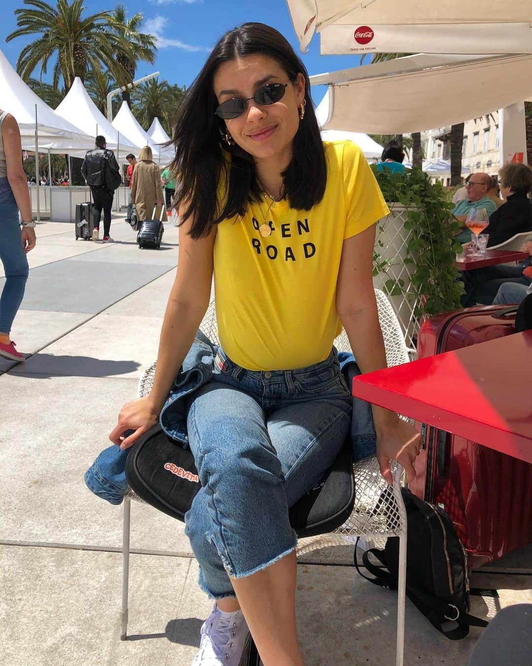 ASOSさんのインスタグラム写真 - (ASOSInstagram)「That ‘just got off the plane’ look ✈️⁣ 📸 @gracemcgovern ⁣ 🔎 Noisy May T-shirt (1439755)⁣ 🗣 Image description: Grace wearing a yellow Noisy May T-shirt」5月22日 4時10分 - asos