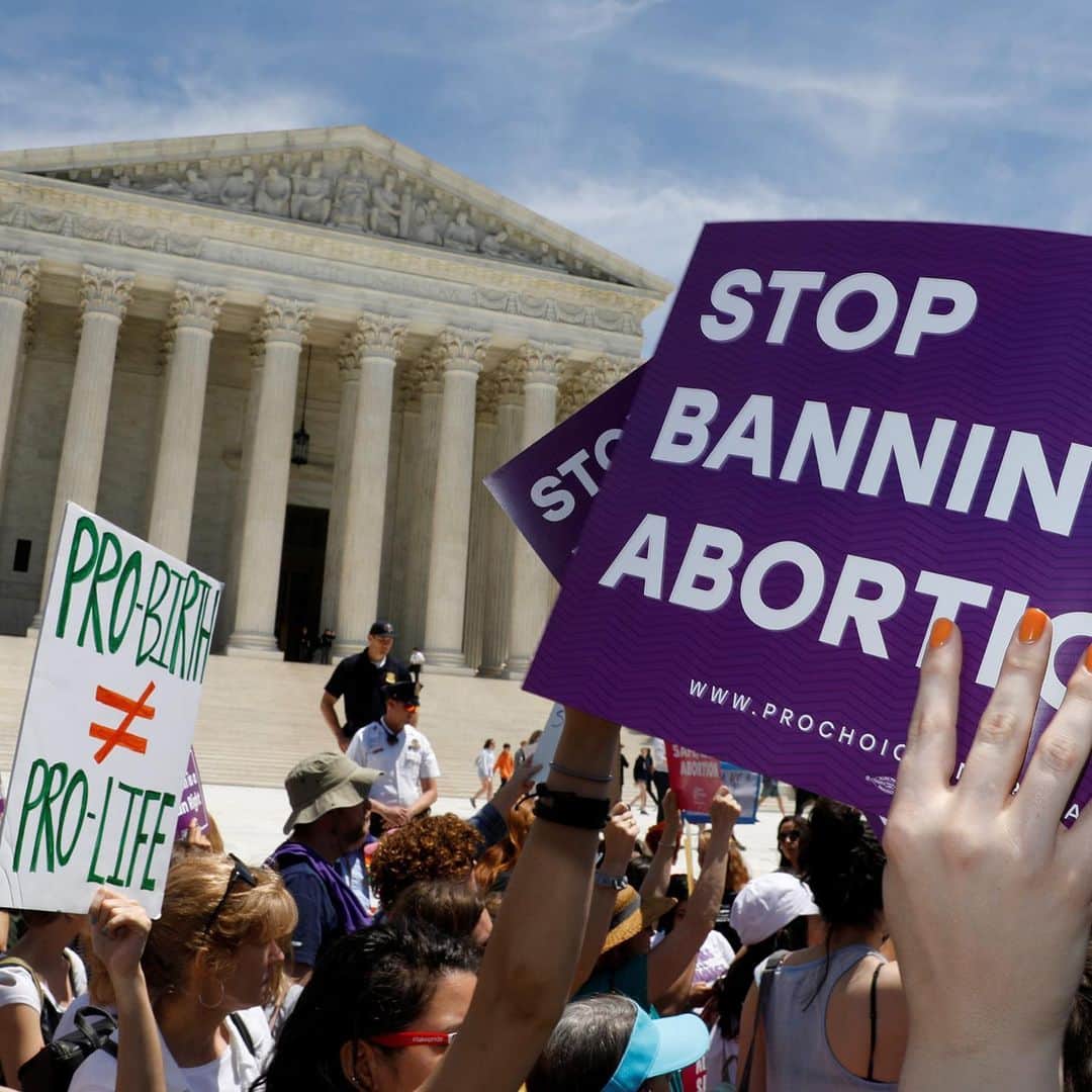 CNNさんのインスタグラム写真 - (CNNInstagram)「Across the US on Tuesday, abortion-rights advocates flooded town squares and statehouses, chanting and carrying signs to protest new state laws that criminalize or sharply restrict abortions. "Across the country, we are seeing a new wave of extreme bans on abortion, stripping away reproductive freedom and representing an all-out assault on abortion access," organizers said. Using the hashtag #StopTheBans, the protesters spoke up for reproductive freedom. (📸: Matt Rourke/AP, Andrew Caballero-Reynolds/AFP/Getty Images, Elijah Nouvelage/Getty Images, Kevin Lamarque/Reuters and CNN’s @kokomodianne)」5月22日 4時52分 - cnn