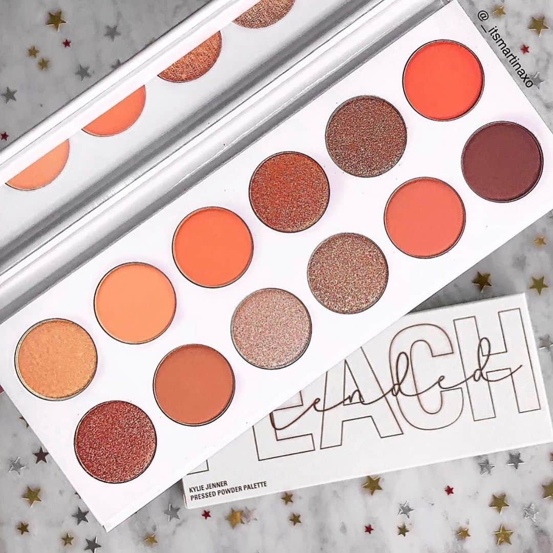 Kylie Cosmeticsさんのインスタグラム写真 - (Kylie CosmeticsInstagram)「perfect day for the Peach Extended palette 😍✨ @_itsmartinaxo」5月22日 5時24分 - kyliecosmetics