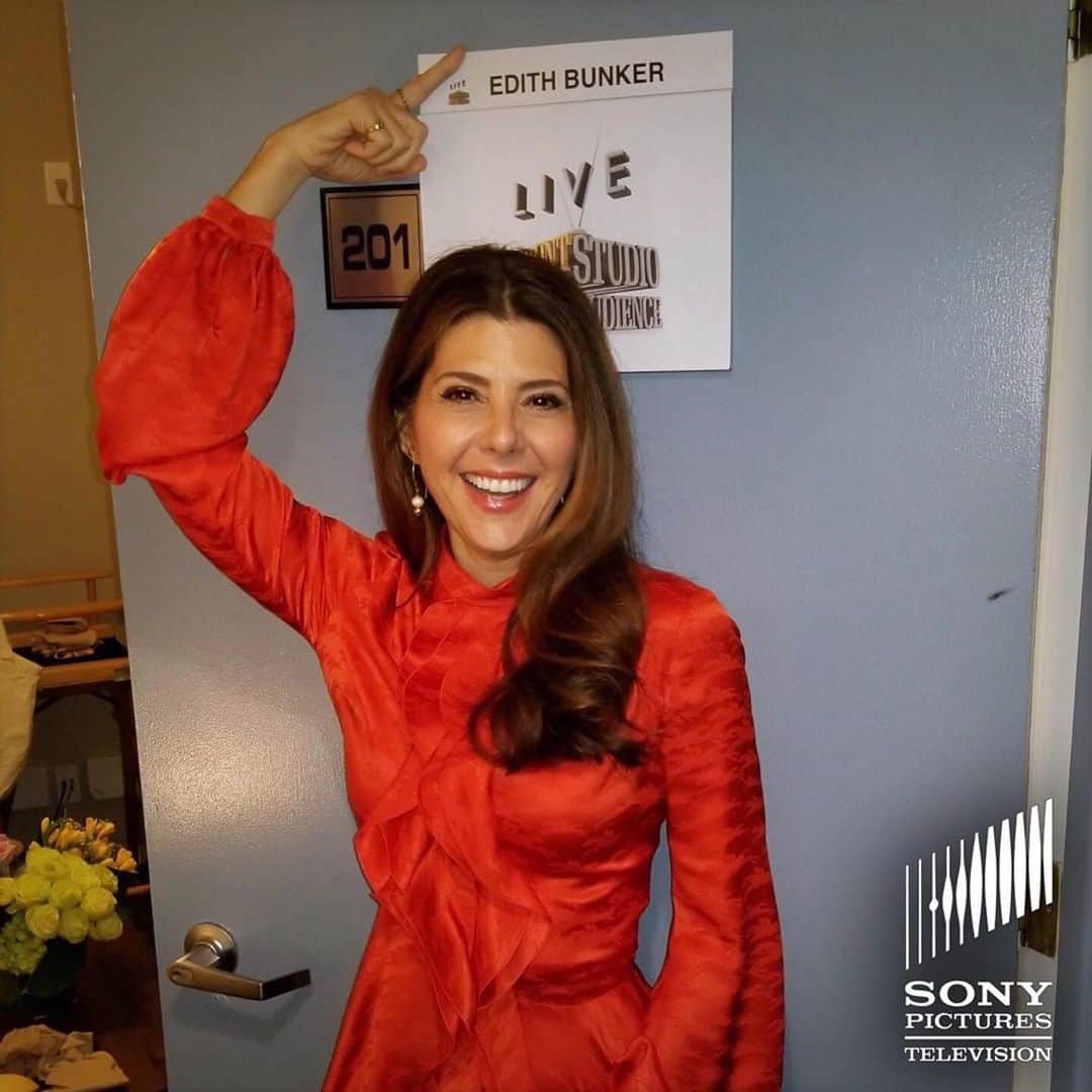 アメリカン・ブロードキャスティング・カンパニーのインスタグラム：「Can’t wait to see @marisatomei as Edith Bunker on #LiveInFrontOfAStudioAudience tomorrow at 8|7c on ABC!」