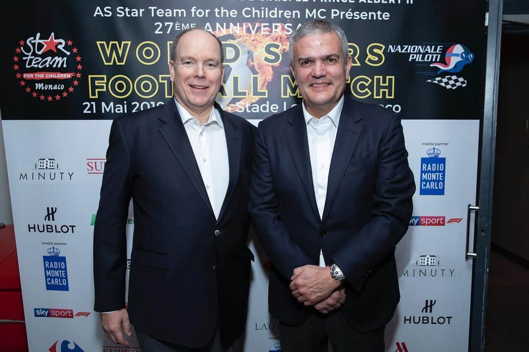 のインスタグラム：「Hublot is proud to support the #WorldStarsFootball match in #Monaco with S.A.S Le Prince Albert II. Congrats to @nazionale_piloti and #starteamforchildren. #HublotLovesFootball #Monaco @hublot_monaco」