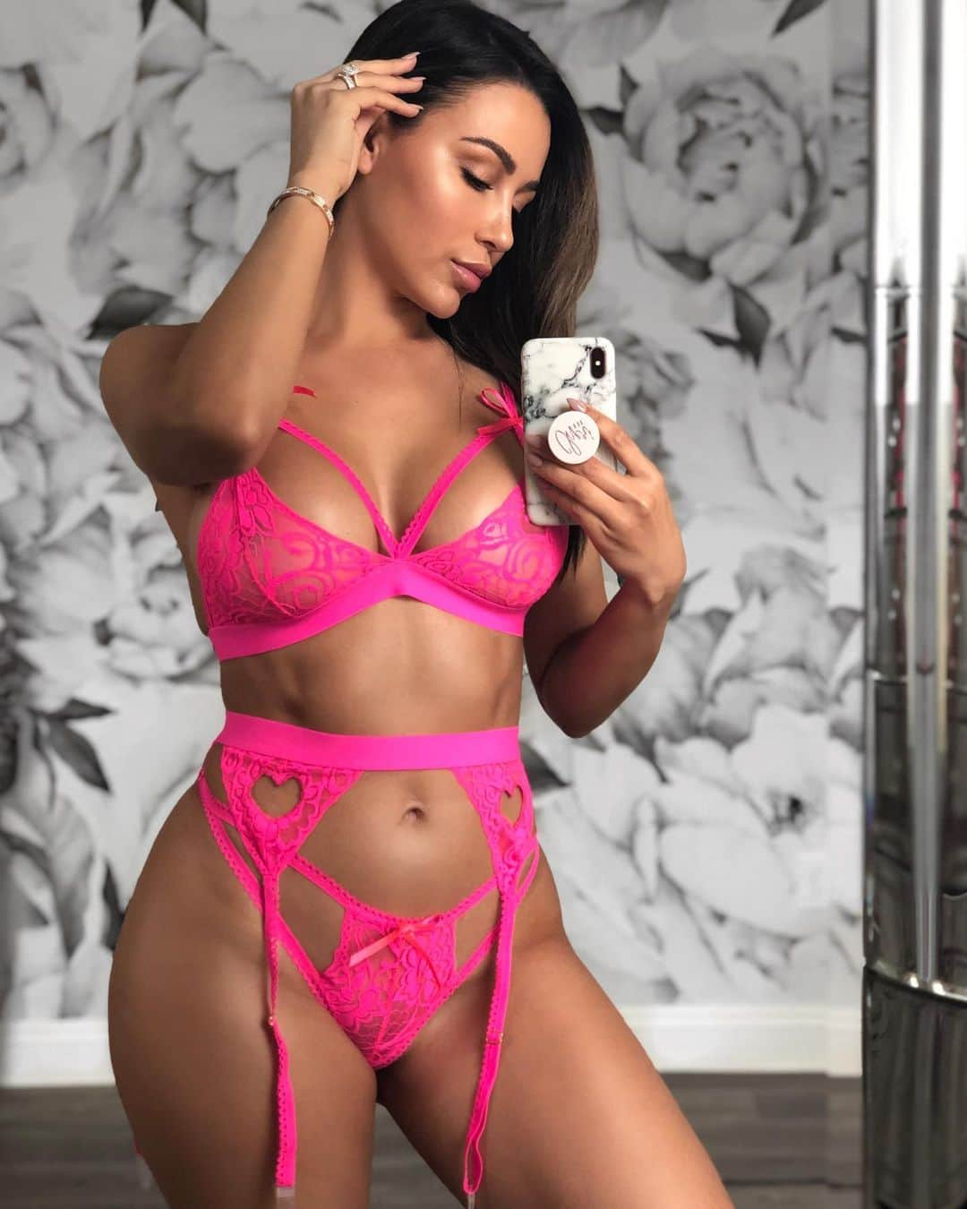 アナ・チエリさんのインスタグラム写真 - (アナ・チエリInstagram)「@fashionnova 💞  Tag a lingerie lover!! #NovaBabe #lingerie」5月22日 12時30分 - anacheri