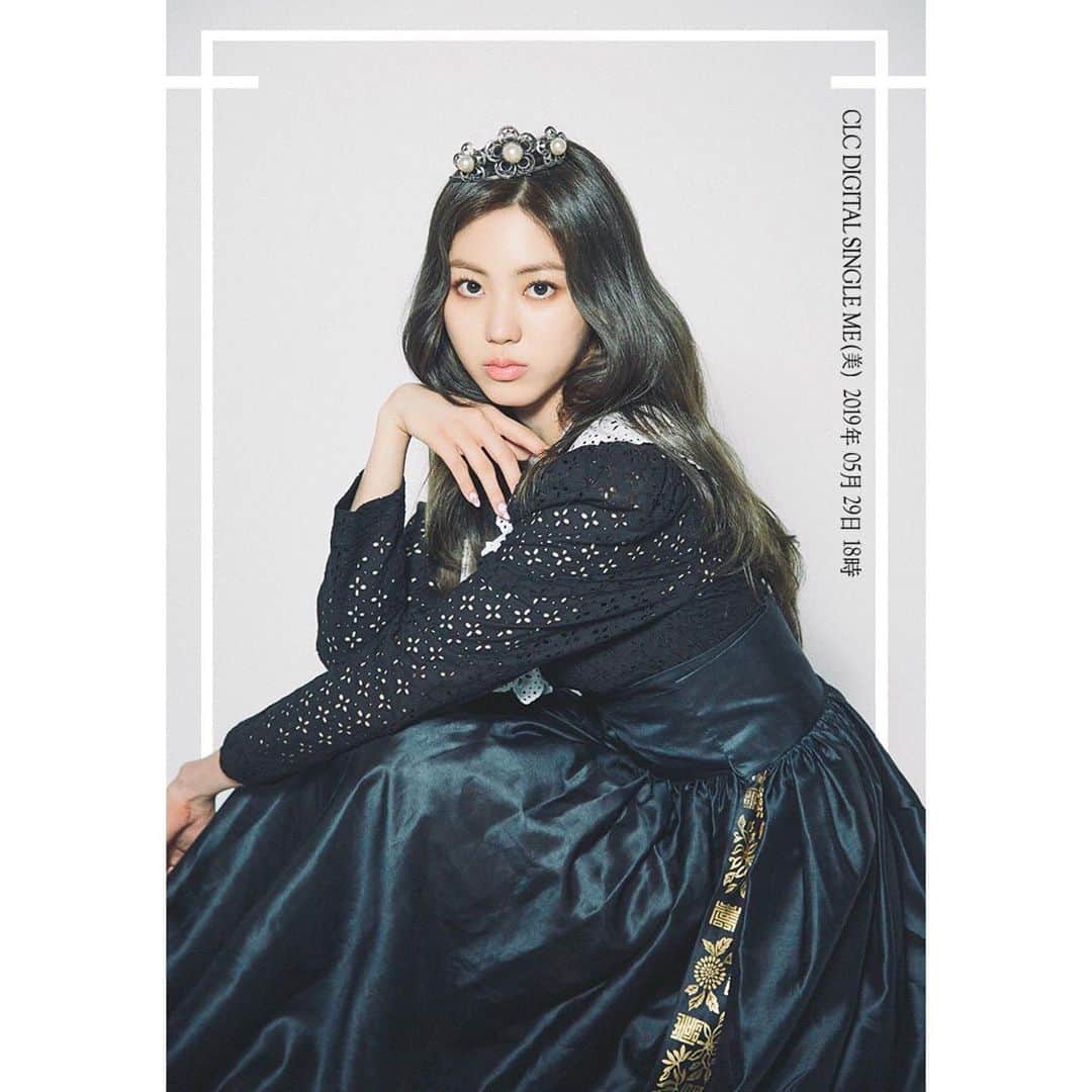 CLCのインスタグラム：「#CLC Digital Single [ME(美)] 💎 Concept Image 1 2019.05.29. 18:00 (KST)  #씨엘씨 #권은빈 #KWON_EUNBIN #ME #美」