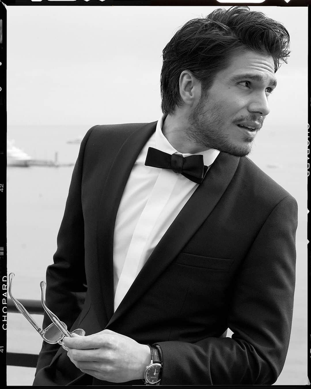 ショパールさんのインスタグラム写真 - (ショパールInstagram)「Life is good in Cannes for the handsome François Civil! (@francoiscivilofficiel) #Cannes2019 #TrophéeChopard #ChopardLovesCinema @gregwilliamsphotography」5月22日 7時22分 - chopard