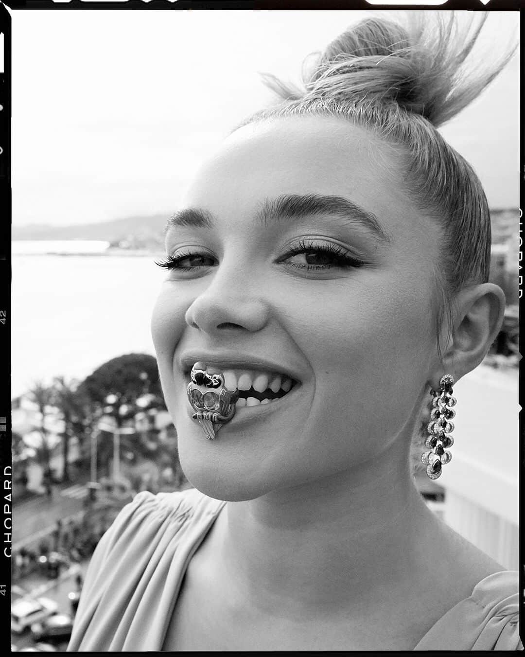 ショパールさんのインスタグラム写真 - (ショパールInstagram)「The embodiment of youth and spontaneity for the lovely Florence Pugh (@florencepugh) #Cannes2019 #FlorencePugh #TrophéeChopard #TheRedCarpetJeweller (@gregwilliamsphotography)」5月22日 7時20分 - chopard