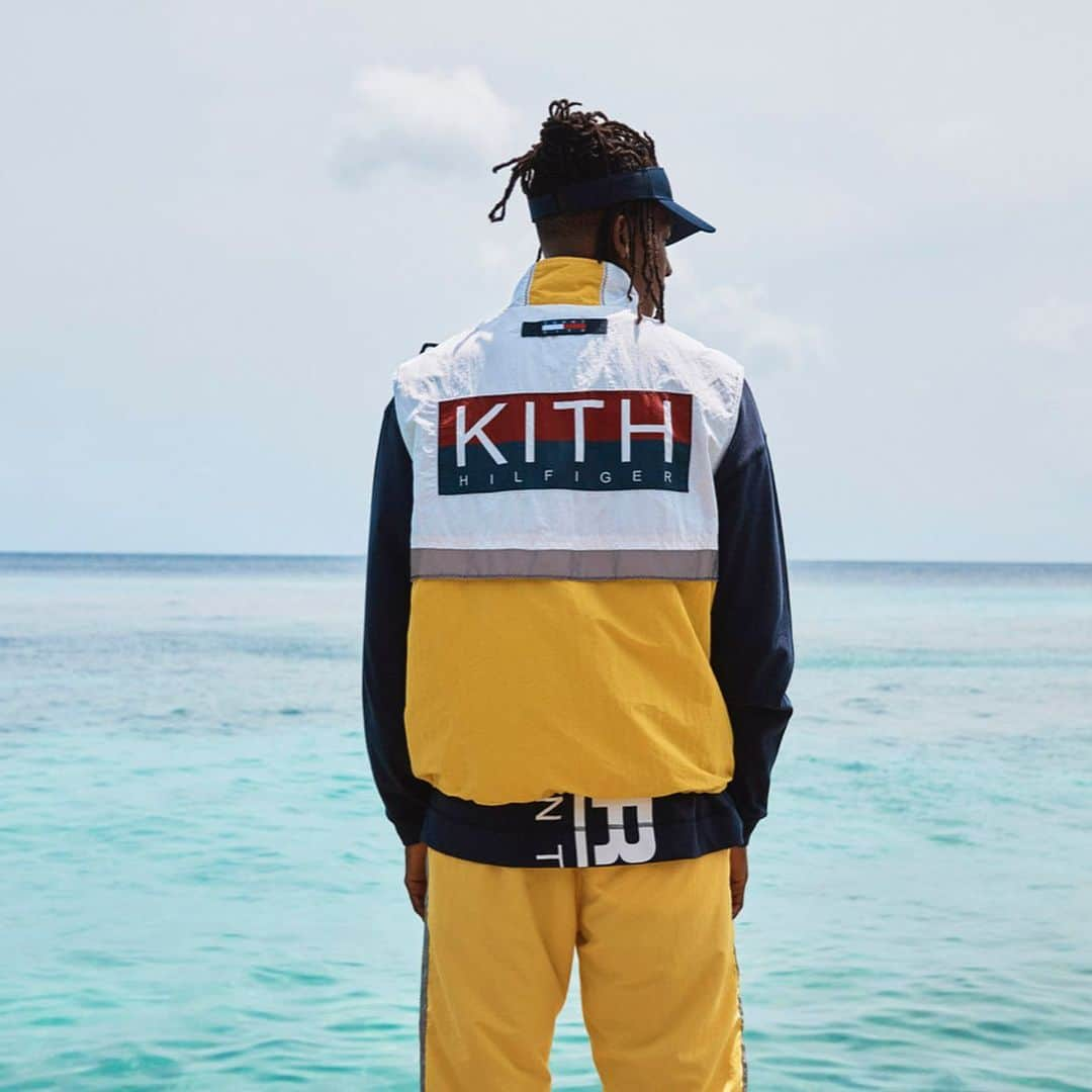 HYPEBEASTさんのインスタグラム写真 - (HYPEBEASTInstagram)「@hypebeaststyle: @kith x @tommyhilfiger are back with a new collaborative Spring/Summer 2019 collection. Inspired by the tropical island of Mustique — one of Tommy’s favorite travel destinations where he spent most vacations and shot some of his most iconic campaigns. Available on May 23 at all KITH shops and online at 11AM EST.」5月22日 7時21分 - hypebeast